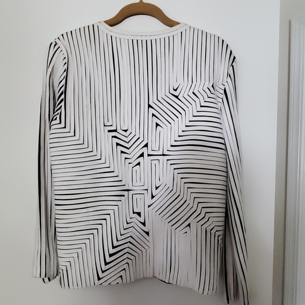 Jacket - Picture 3 of 3